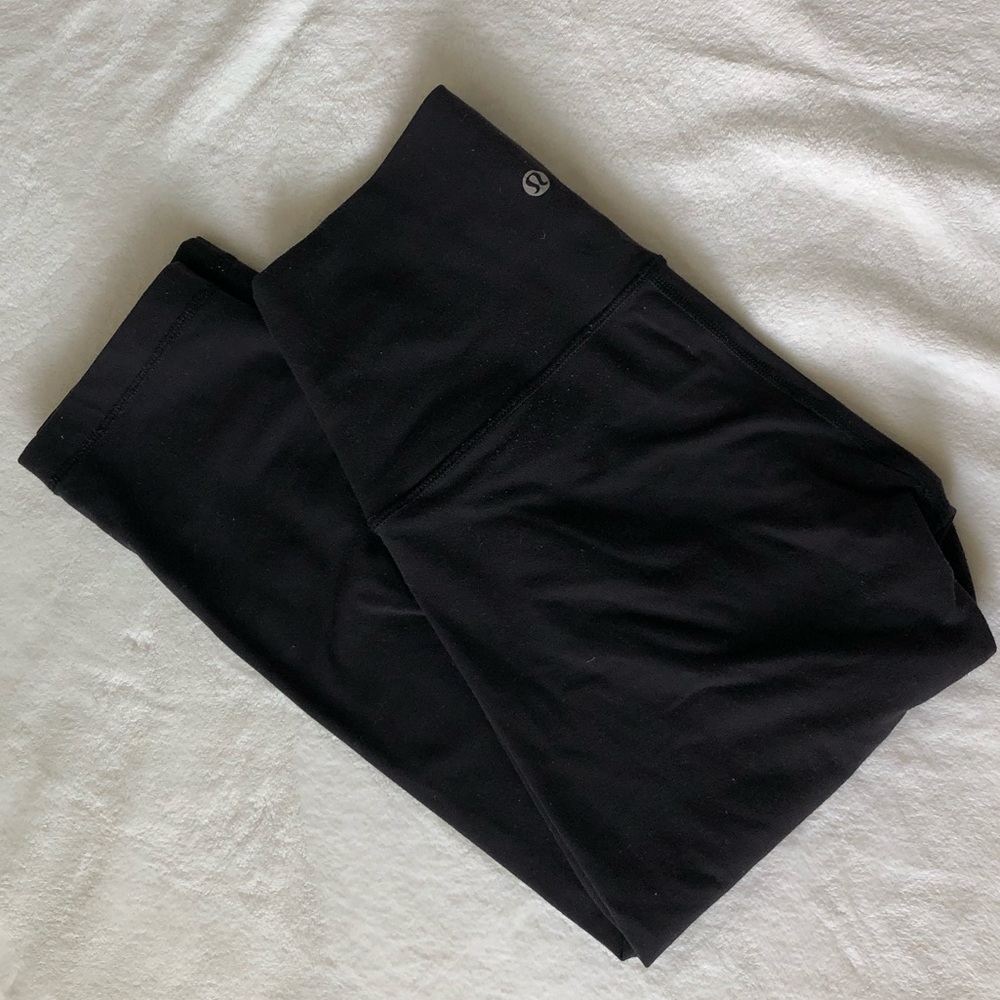 Lululemon black size 8 leggings, 21” inseam
